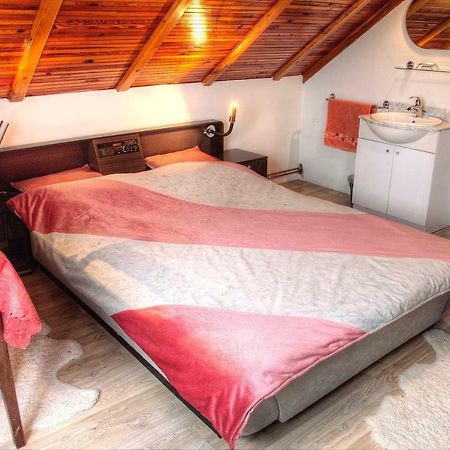 Apartman Maryla Ratkovica Екстериор снимка