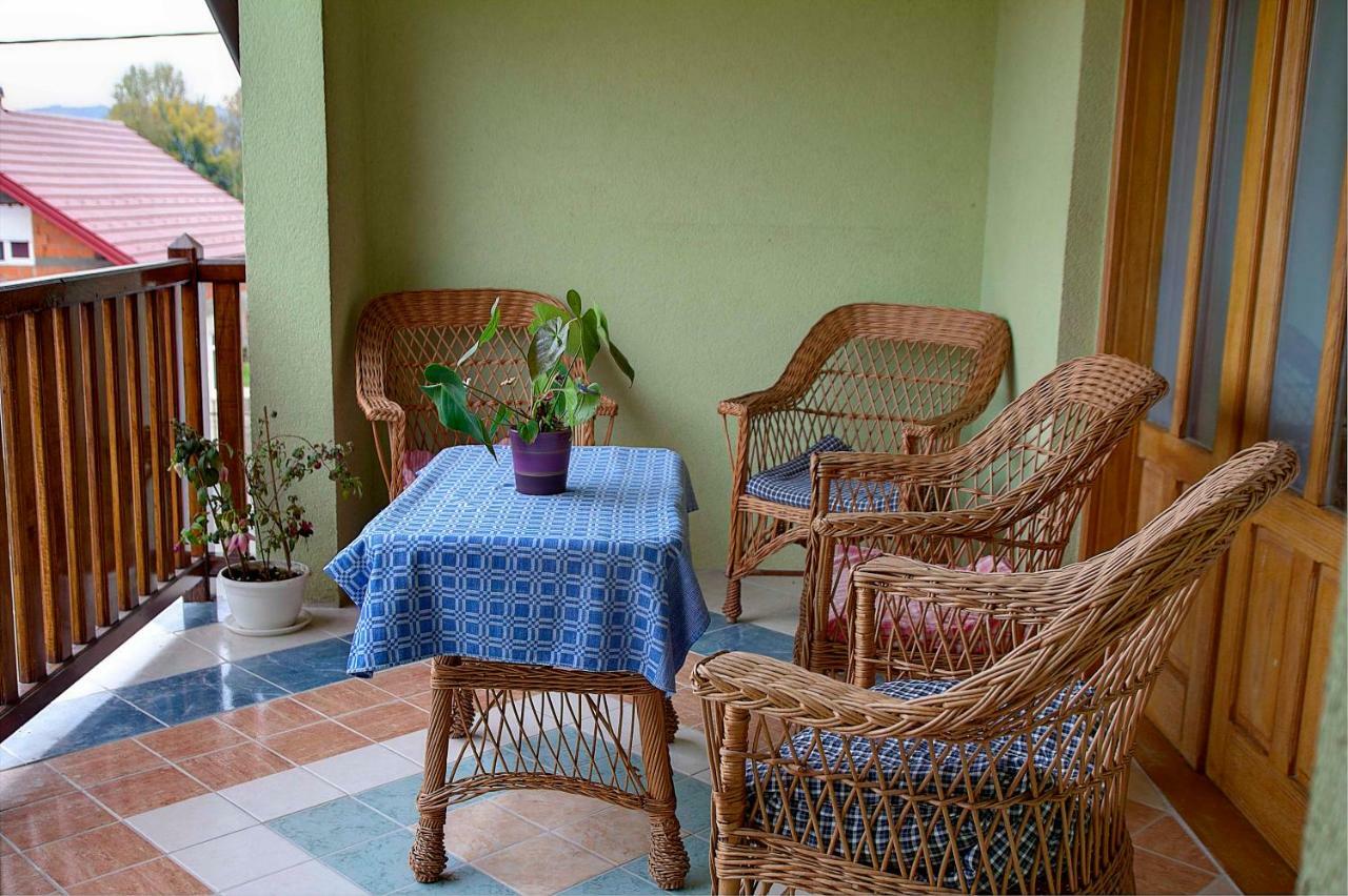 Apartman Maryla Ratkovica Екстериор снимка